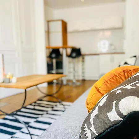 Apartment Suit Avane *